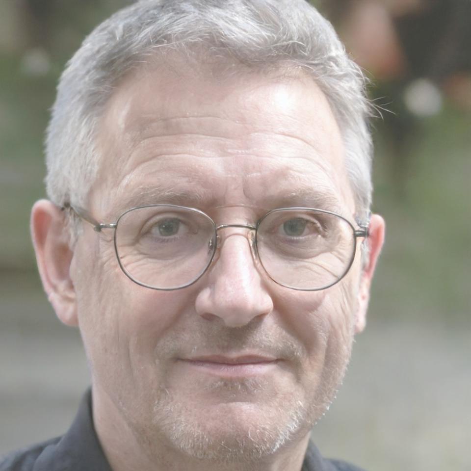 Алдар Бекмуратов - директор производственной компании